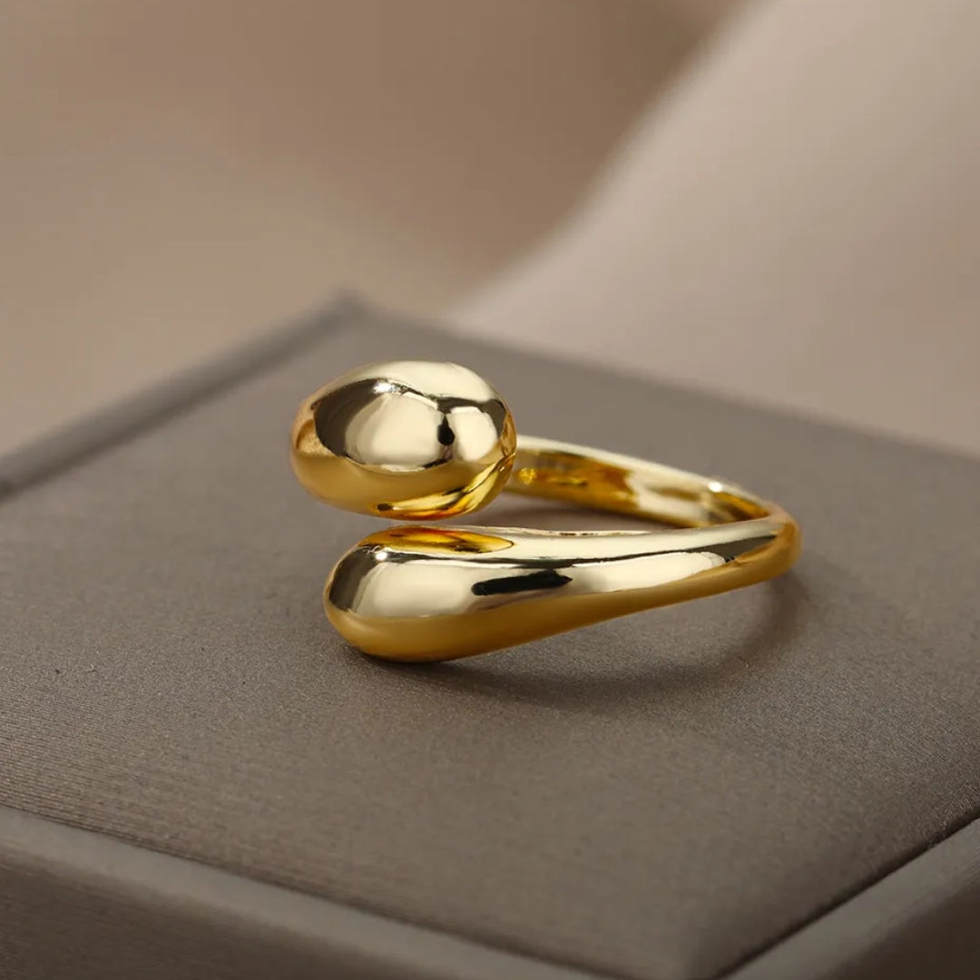 Elegante anello d'oro