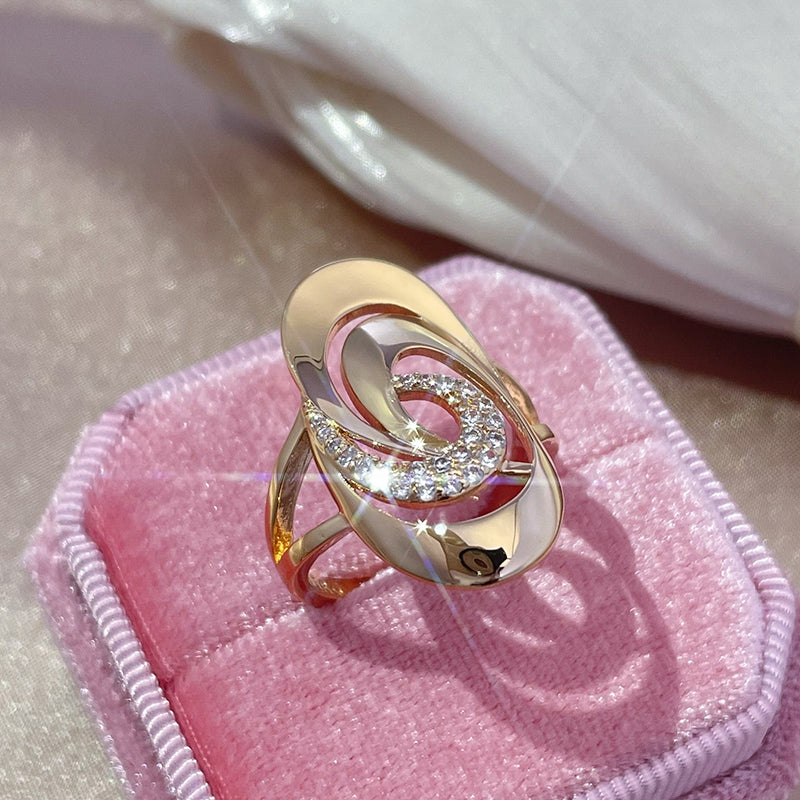 Elegante Anello a Spirale d'Oro